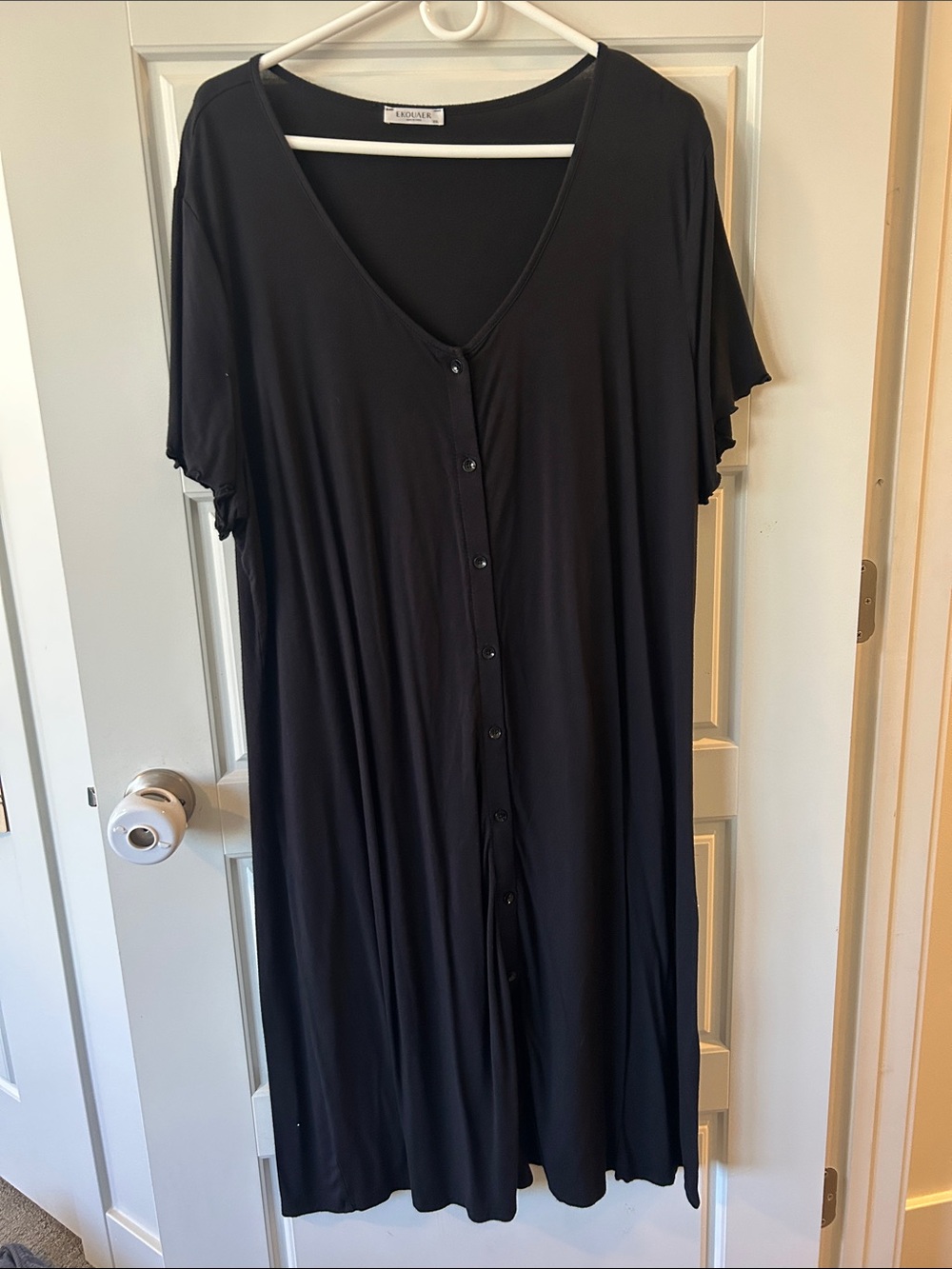 Eloquii Black Button-Front V‑Neck Midi Dress